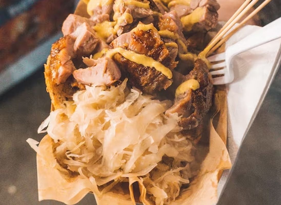 блюдо с квашеной капустой